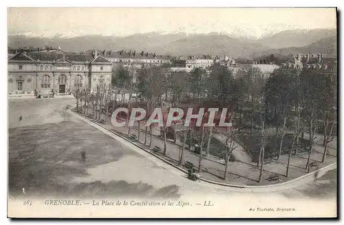 Ansichtskarte AK Grenoble La Place de la Constitution et les Alpes