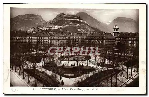 Ansichtskarte AK Grenoble Place Victor Hugo Les Forts