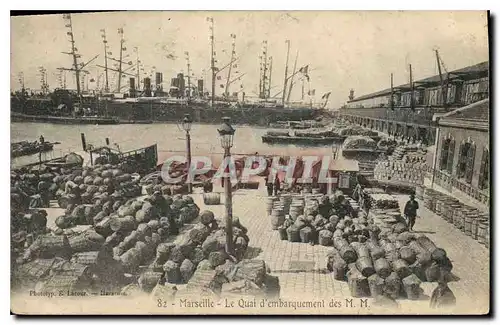 Ansichtskarte AK Marseille Le Quai d'embarquement des M M Bateaux