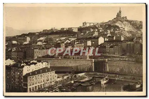 Ansichtskarte AK Marseille La Douce France Vue sur le Port de Carenage et Notre Dame de la Garde