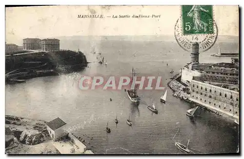 Ansichtskarte AK Marseille La Sortie du Vieux Port