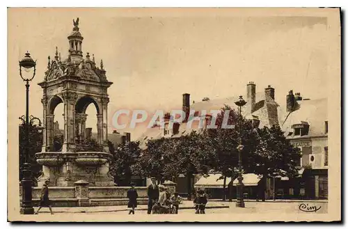 Cartes postales Chateaudun E et L Place du 18 Octobre sud