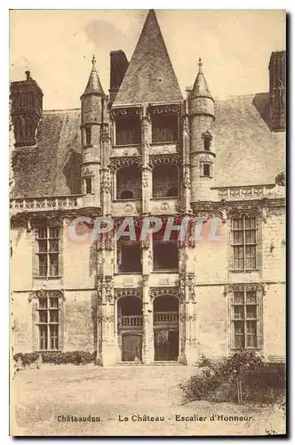 Ansichtskarte AK Chateaudun Le Chateau Escalier d'Honneur