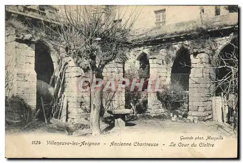 Cartes postales Villeneuve les Avignon Ancienne Chartreuse La Cour du Cloitre