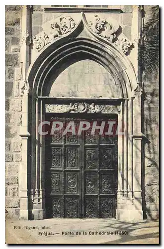 Cartes postales Frejus Porte de la Cathedrale 1350
