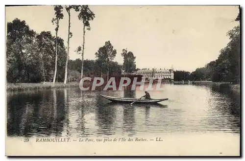 Ansichtskarte AK Rambouillet Le Parc vue prise de l'lle des Roches