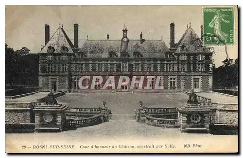 Cartes postales Rosny sur Seine Cour d'honneur du Chateau construit par Sully