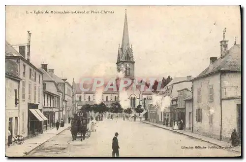 Cartes postales Eglise de Mourmelon le Grand et Place d'Armes