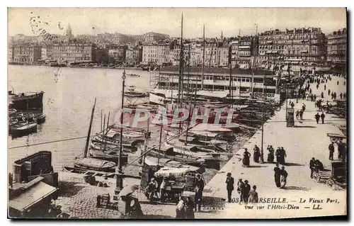 Cartes postales Marseille Le Vieux Port vue sur l'Hotel Dieu