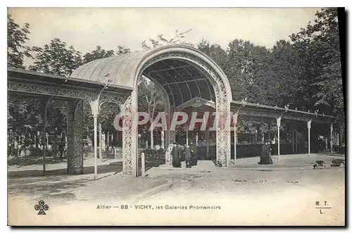 Ansichtskarte AK Vichy Les Galeries Promenoirs