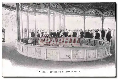 Cartes postales Vichy Source de la Grande Grille