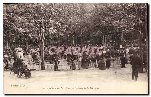 Cartes postales Vichy Les Parcs a l'Heure de la Musique