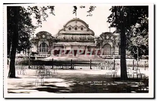 Cartes postales Vichy Le Casino vu du Parc