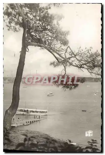 Cartes postales Dinard L et V Embarcadere des Vedettes