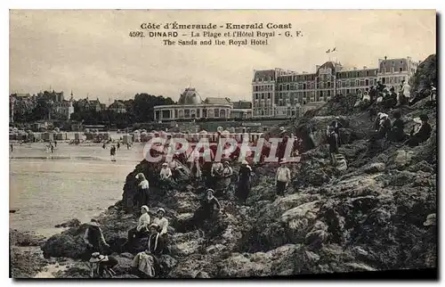 Cartes postales Cote d'Emeraude Dinard La Plage et l'Hotel Royal