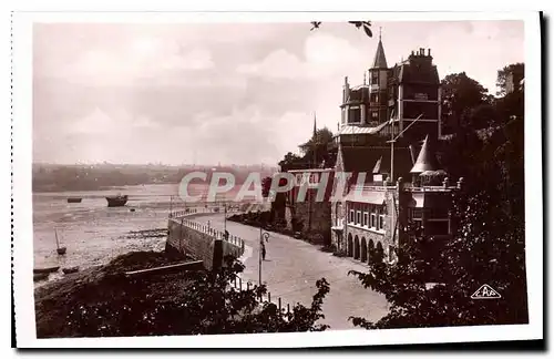 Cartes postales Dinard Le Yachting Club et Promenade du Clair de Lune