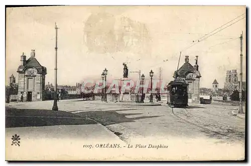 Cartes postales Orleans La Place Dauphine