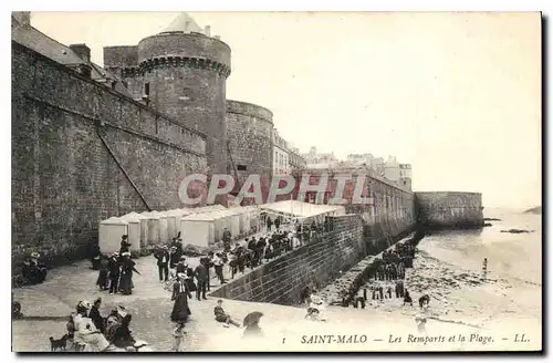 Cartes postales Saint Malo Kes Remparts et la Plage