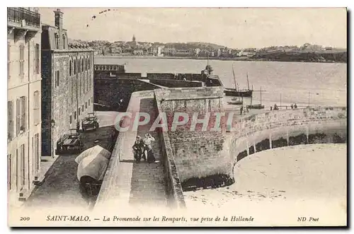 Ansichtskarte AK Saint Malo la Promenade sur les Remparts vue prise de la Hollande