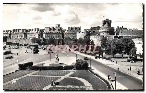 Cartes postales Saint Malo Cite Corsaire le chateau et le nouvelles Constructions