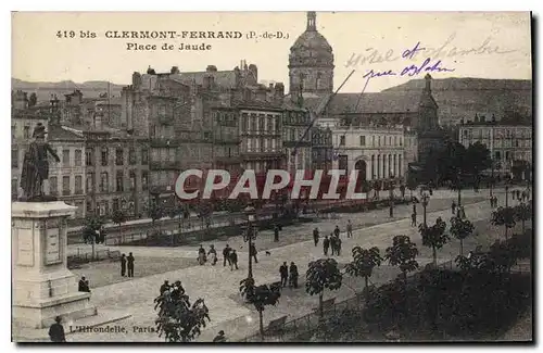 Cartes postales Clermont Ferrand P de D place de jaude