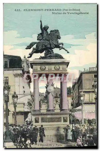 Cartes postales Clermont Ferrand P de D Statue de Vercingetotix