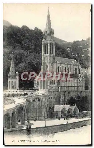 Cartes postales Lourdes La Basilique