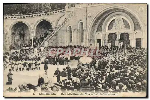 Ansichtskarte AK Lourdes Benediction du Tres St Sacrement