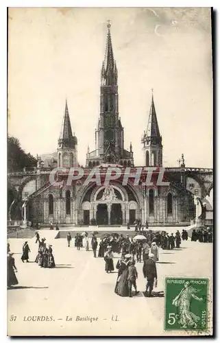 Cartes postales Lourdes La Basilique