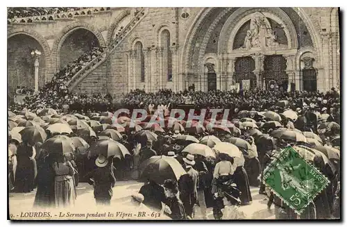 Cartes postales Lourdes Le Sermon pendant les Vepres