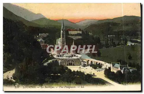 Cartes postales Lourdes La Basilique Vue Plongeante