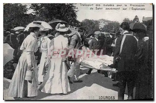 Cartes postales Lourdes Transport des Malades pour la Procession