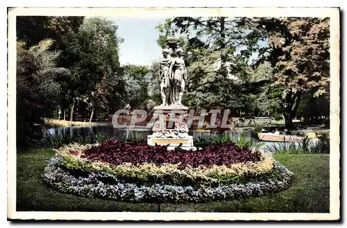 Cartes postales Le Mans Sarthe le jardin des Plantes vue sur le grand lac