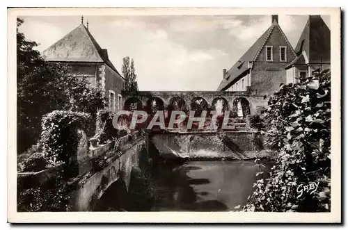 Cartes postales La Fleche Sarthe les Arcades du parc des Carmes