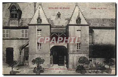 Cartes postales Hotel dieu de Beaune entree sur la cour