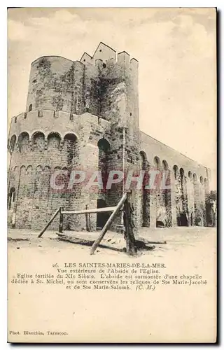 Cartes postales Les Saintes Maries de la Mer Vue exterieure de l'Abside de l'Eglise