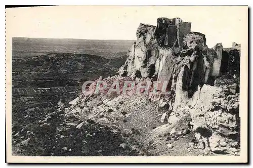 Cartes postales Les Baux Cote oriental et nord ruines imposantes du Chateau feodal bati au X siecle detruit en 1