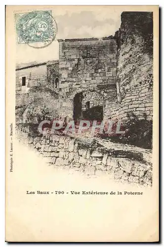 Cartes postales Les Baux Vue Exterieure de la Poterne