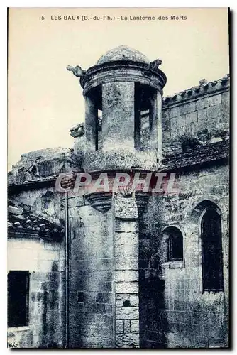 Cartes postales Les Baux (B du R) La Lanterne des Morts