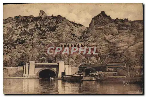 Cartes postales Sites de Provence Littoral de Marseille Canal du Rhone Entree du Tunnel du Rove