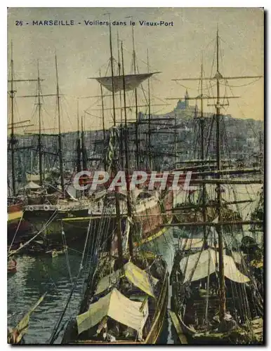 Cartes postales Marseille Voiliers dans le Vieux Port