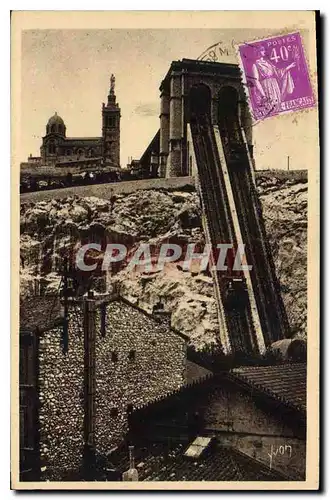 Cartes postales Marseille (B du R) N D de la Garde et ses ascenseurs