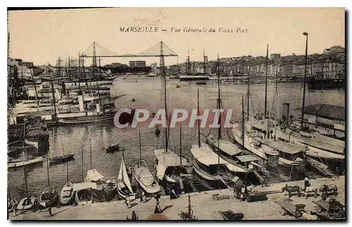 Ansichtskarte AK Marseille Vue generale du Vieux Port Bateaux