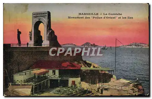 Cartes postales Marseille La Corniche Monument des Poilus d'Orient et les Iles Militaria