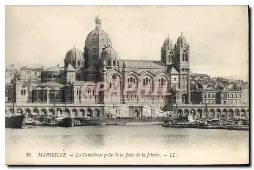 Cartes postales Marseille La Cathedrale prise de la Jetee de la Joliette