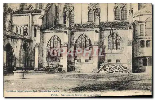 Cartes postales Toul Un Coin du Cloitre de la Cathedrale