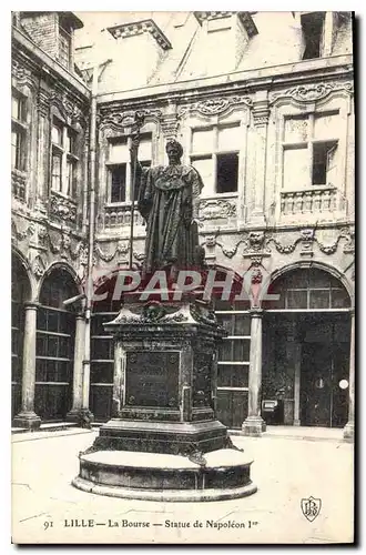Ansichtskarte AK Lille La Bourse Statue de Napoleon Ier