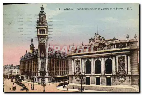 Cartes postales Lille Vue d'ensemble sur le Theatre et la Bourse