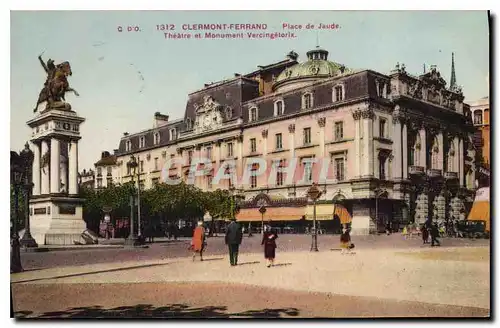 Cartes postales Clermont Ferrand Place de Jaude Theatre et Monument Vencingetorix