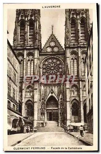 Cartes postales Clermont Ferrand Facade de la Cathedrale